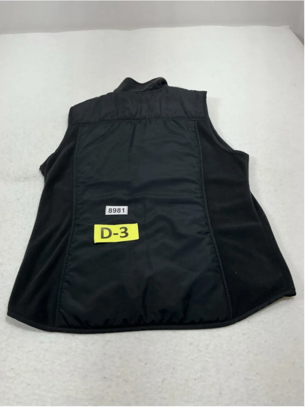 Womans Excellent Tek Gear Full Zip Vest Medium Black Woven Knit